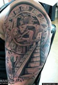 arm Mayan tattoo patroon