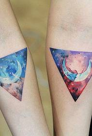 keren berwarna-warni lengan geometri bulan pasangan tato tato