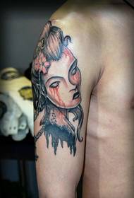 immagine del tatuaggio strega braccio molto malvagio