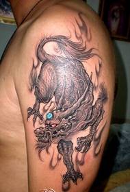 tattoo yozizira ya Arm unicorn