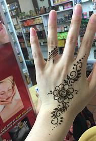 Enviable arm Henna tattooê tattoo