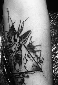 Personalisasi Arm Geometry Deer Tattoo Tattoo