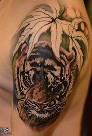 arm jungle tiger tattoo tsarin