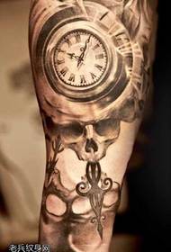 mudellu di tatuaggi di bracciale di orologio