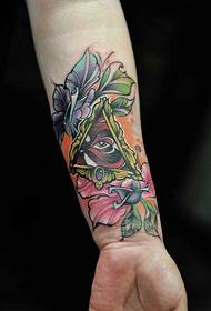 mkono wa rangi ya tattoo totem picha