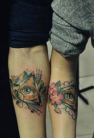 un coppiu di braccia luminosa ochju di Diu coppia di tatuaggi
