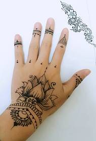 extremely high-end arm fashion Henna tattoo pattern