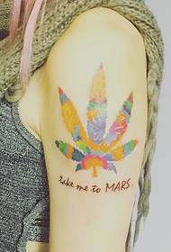 rokas krāsainas lapas tetovējums attēls