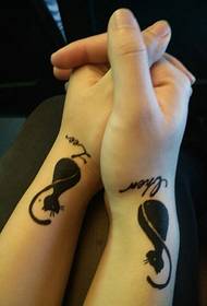 niedlich niedlich Handgelenk kleines Totempaar Tattoo Bild