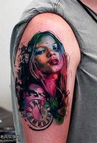 kar színes lány óra tetoválás minta