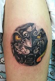 Grande un unico totem alternativo tatuaggio spina Qin
