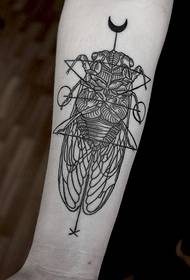 tattoo nyeusi ya majivu