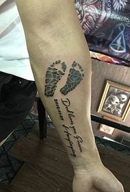 ຮອຍຕີນ ໜັງ ສືພາສາອັງກິດແບບແຂນຕີນ tattoo tattoo