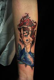 妖娆性感的美人鱼手臂纹身图片