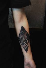 klasična dvostruka tetovaža tetovaža totem