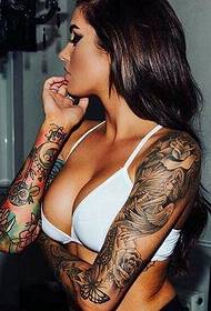 immagine di tatuaggio caldo a doppio braccio di bellezza seducente affascinante