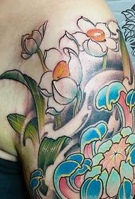 exquisite big arm colorful flower tattoo pattern