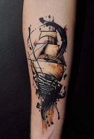 Jongen Waffen um Segelboot Tattoo