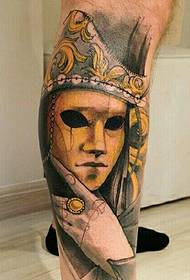 la imagen del tatuaje del fantasma de brazos grandes es muy aterradora