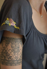 Recht Aarm Muster Bracelet totem Tattoo