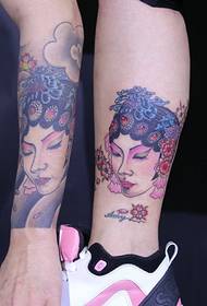 手臂和腿部傳統花卉丹紋身圖片