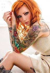 рука красивая женщина татуировки