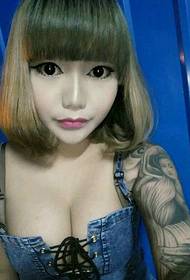 Qi Liu Haimei eyebrow personality totem tattoo